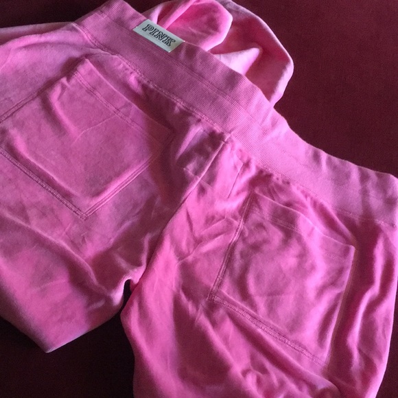 COPY - COPY - Brand new velour pants - Picture 3 of 4